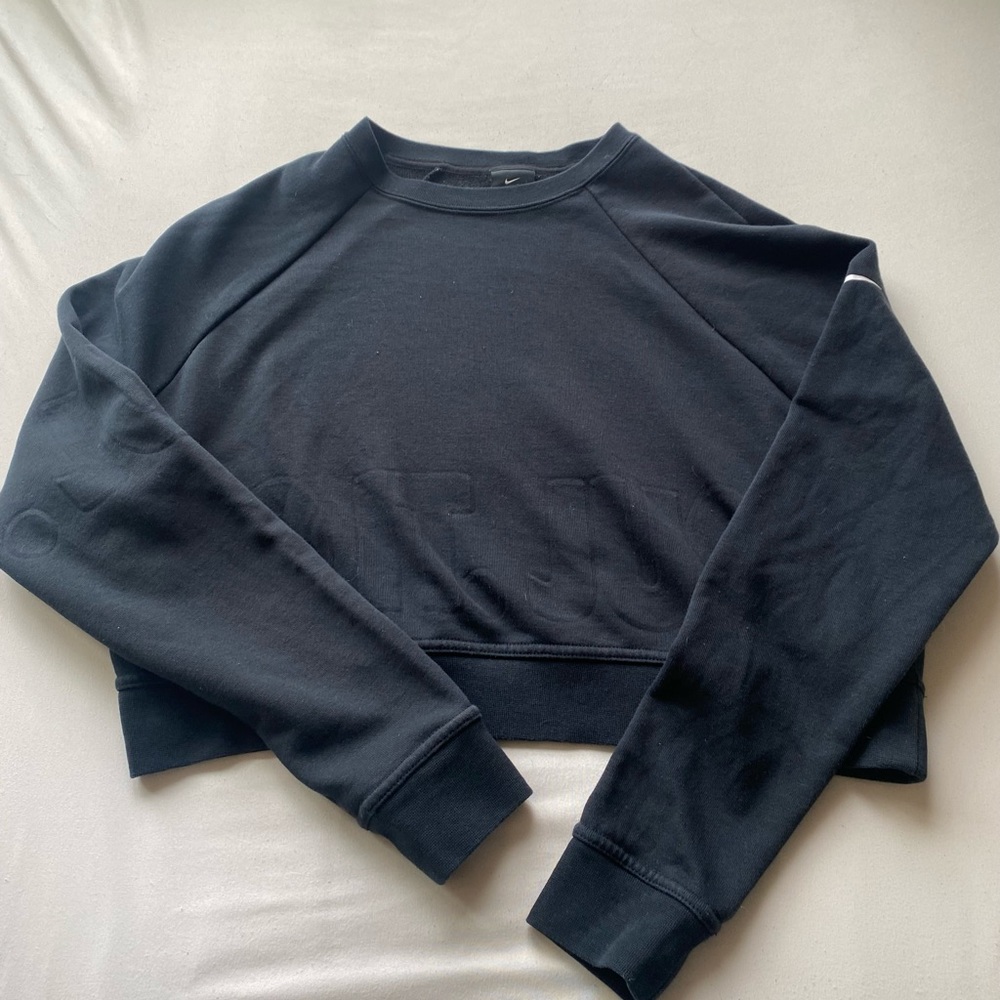 Women’s Black Nike Sweatshirt